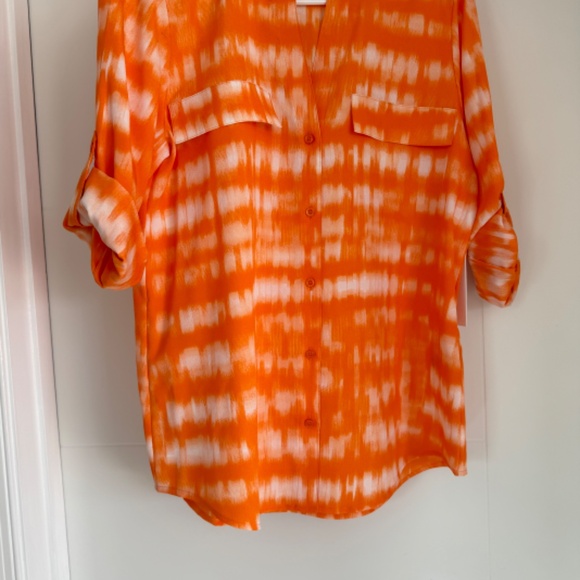 Calvin Klein Women Split V-Neck Roll-Tab Sleeve Button Front Top Orange/White - Picture 3 of 8